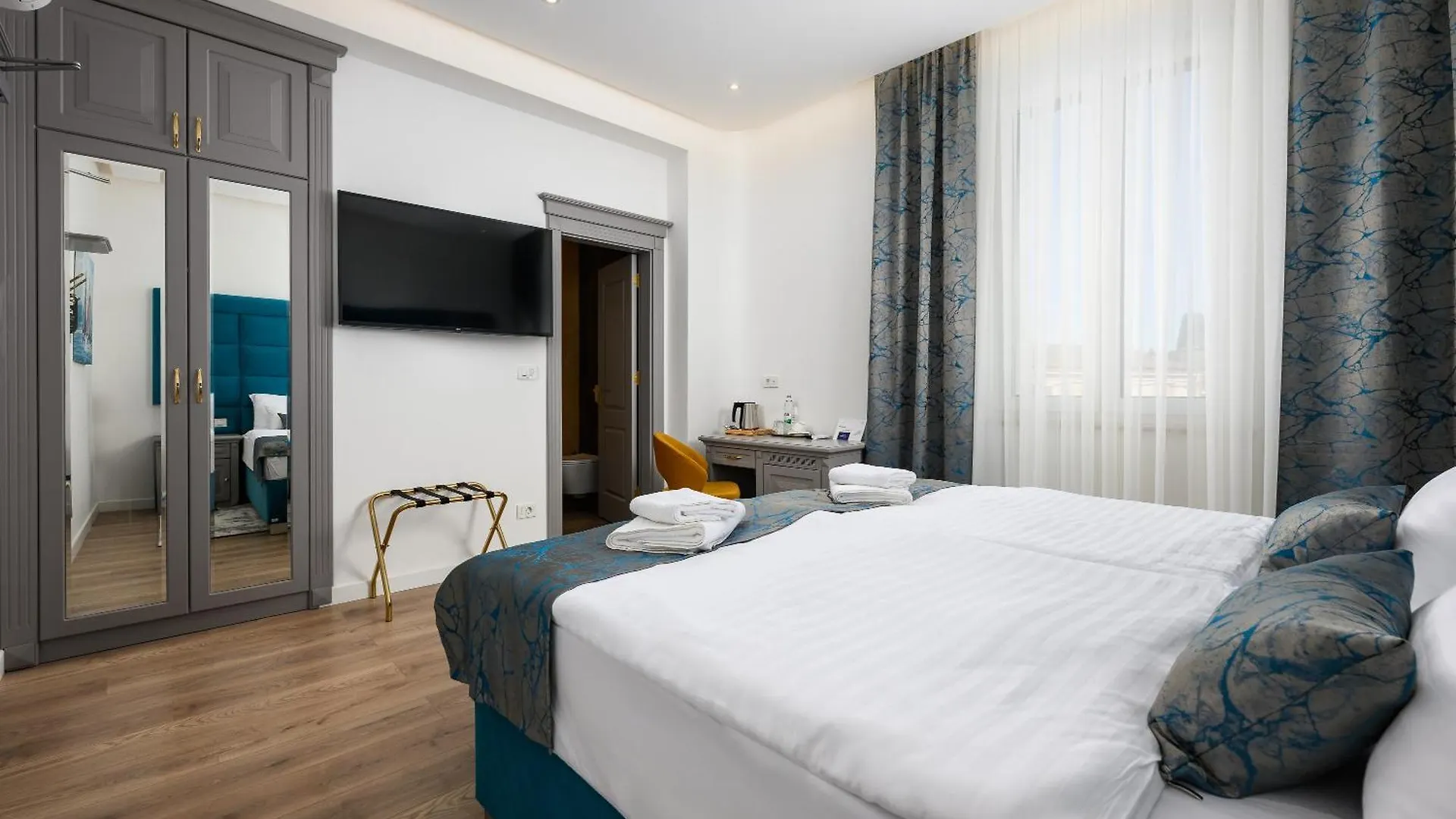 Boutique Hotel Golden Key - Porec - Bed & Breakfast