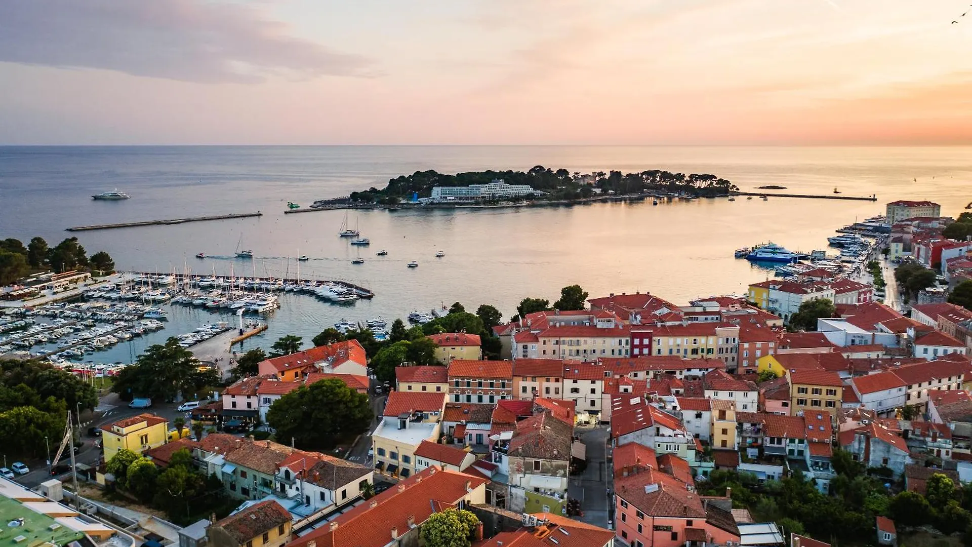 Boutique Hotel Golden Key - Porec - Bed & Breakfast 4*,